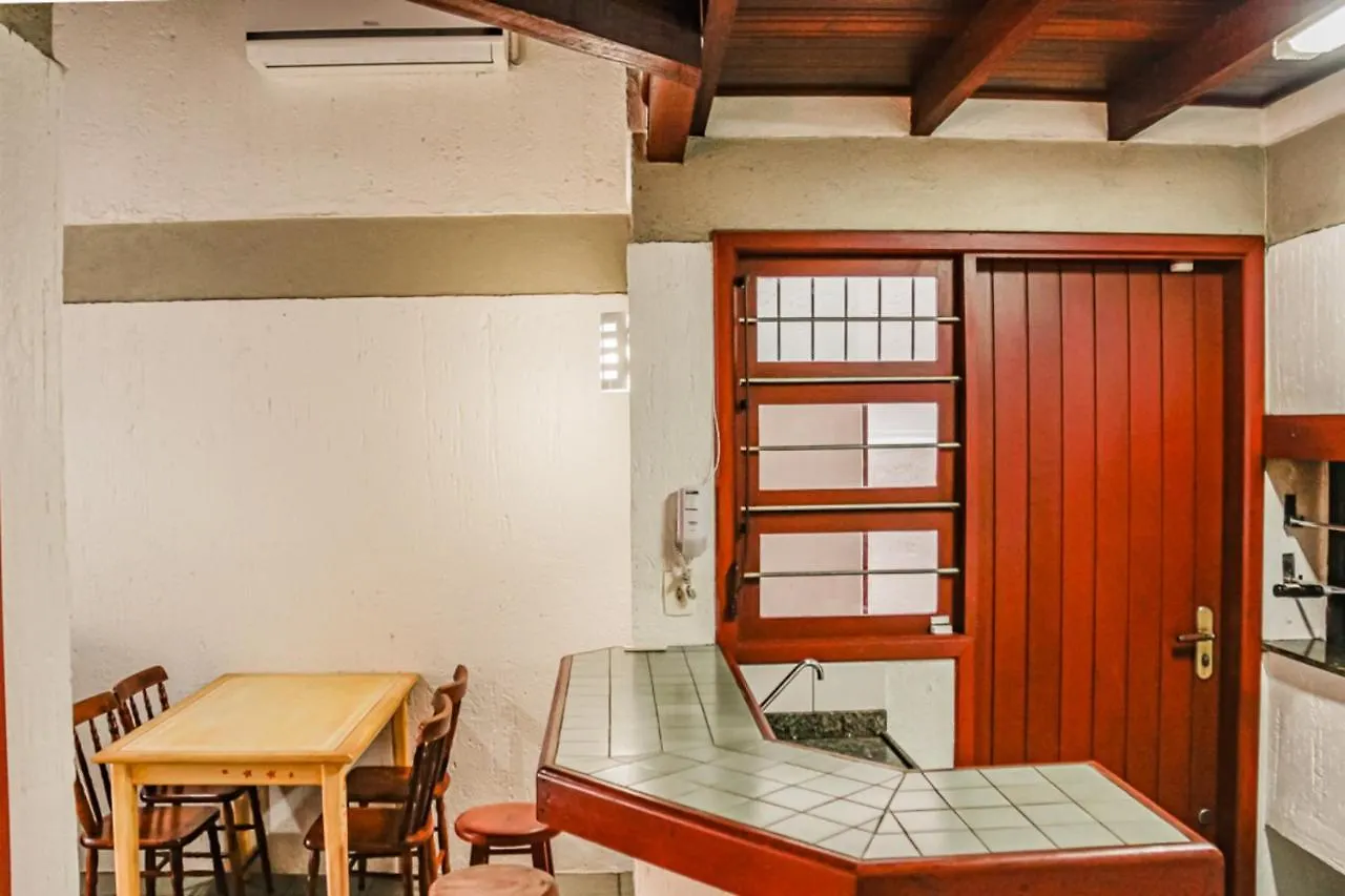 Апартаменты Casa Geminada Duplex 04, Jurere A 3 Quadras Da Praia Jur184 Флорианополис
